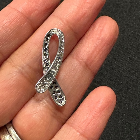 Lab Created Black Diamond Twist Pendant - Picture 4 of 5